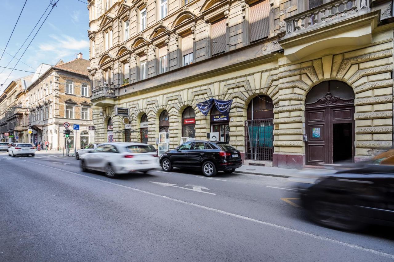 Dolly'S Duplex Home Budapeşte Dış mekan fotoğraf